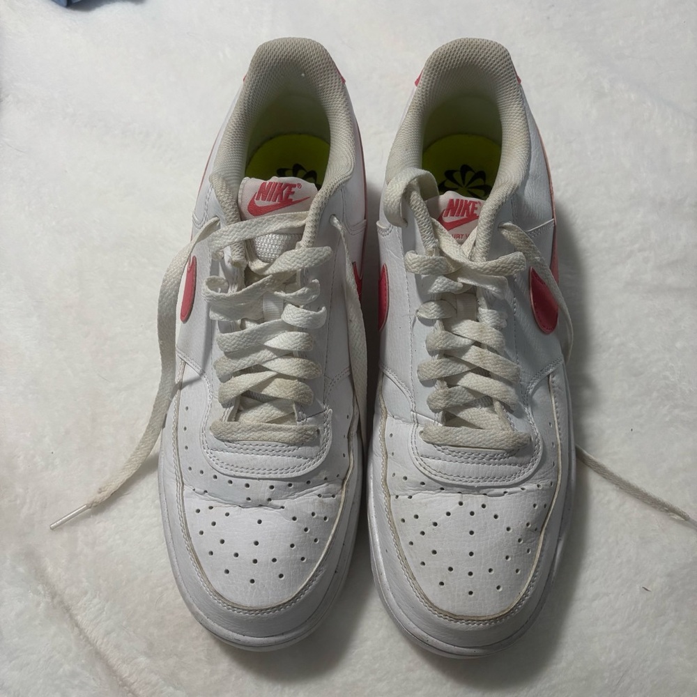 Nike Court Vision Low Women’s Size 12 EUC DR9885-101